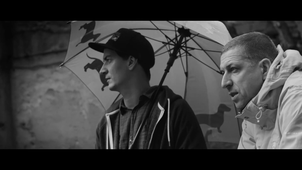 Modré hory x Sims - Luxus clan