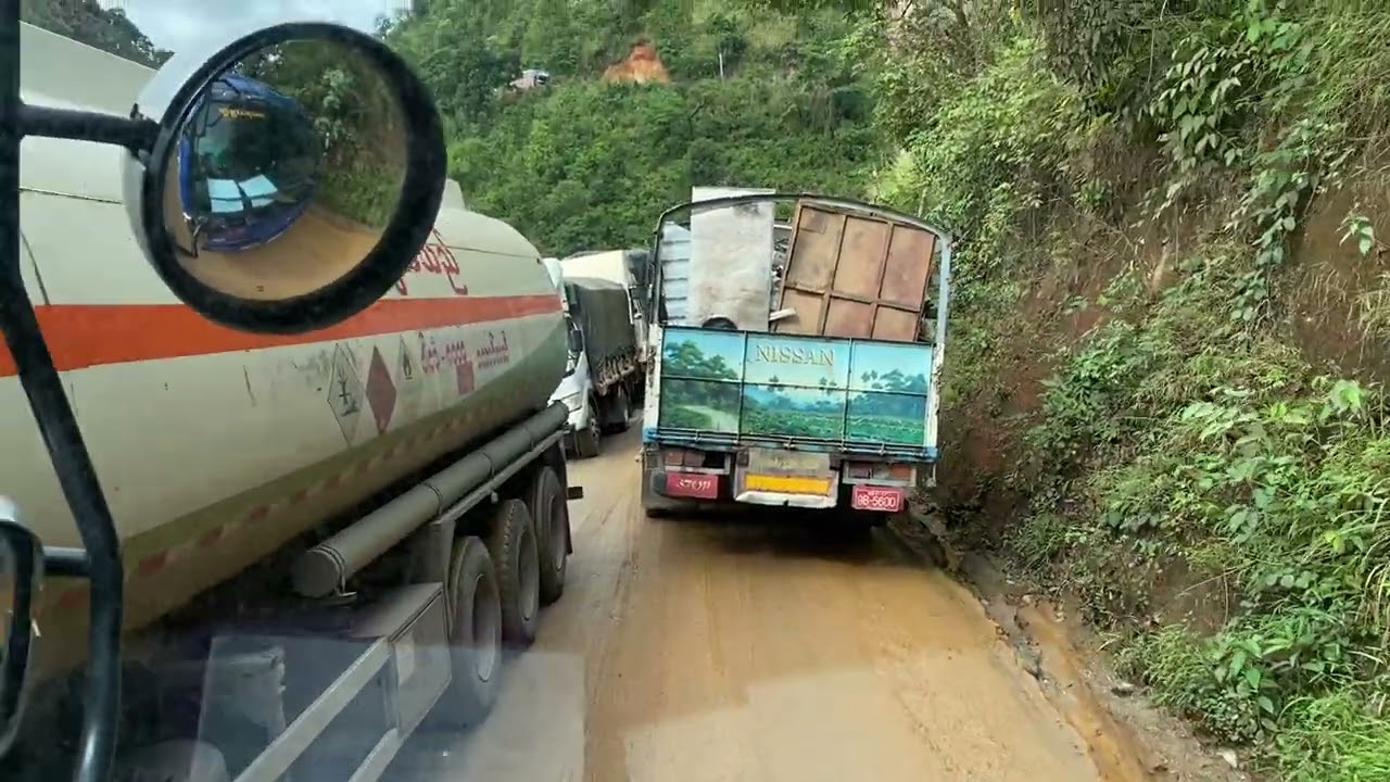 တောင်ကြီး - ကျိုက်တုံ ကြား( ခေါင်နွဲ့တောင် )