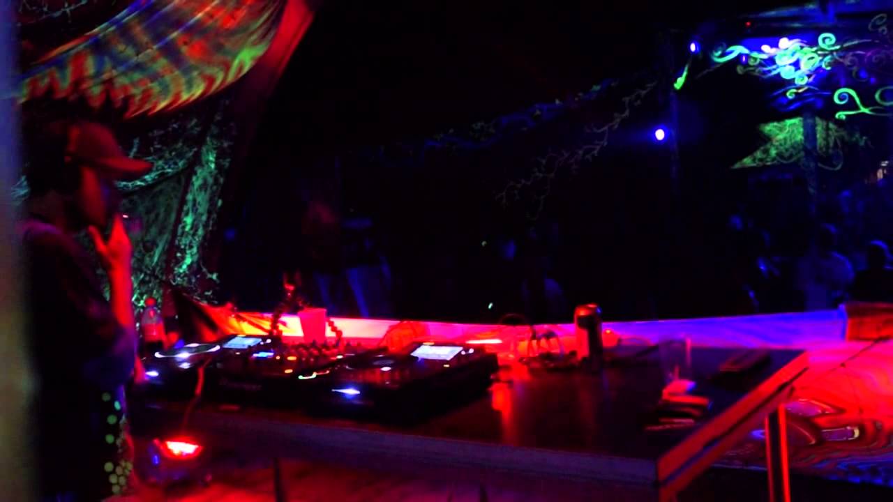 Deshi @ Noise Poison Festival 2015