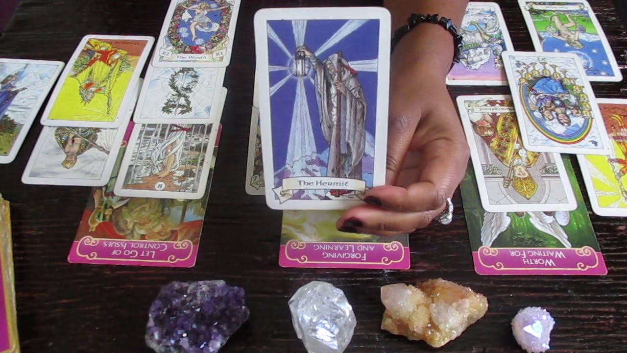 AQUARIUS OCT 18-31; Someone Demands A DECISION
