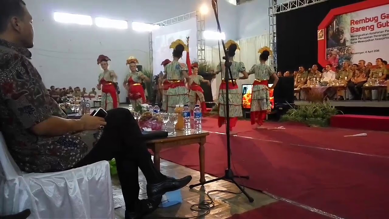 Tari Bakipat Pekalongan