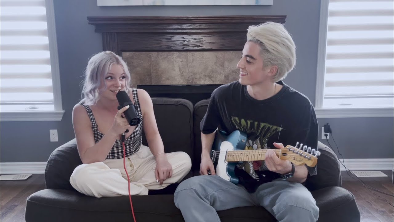 JESSIA – “I’m not Pretty” Acoustic (Citytv Grammy Pre-Show Party)