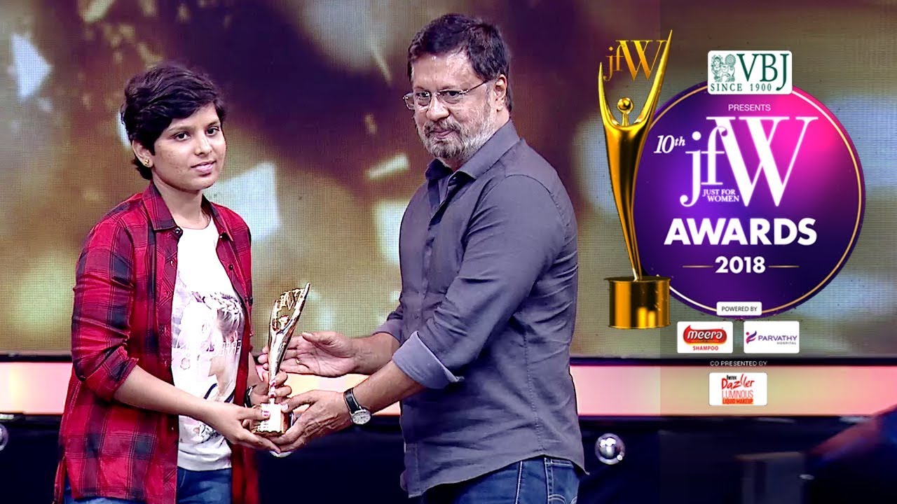 Kausalya Shankar at JFW Achievers Awards 2018| Indian society is very Caste based