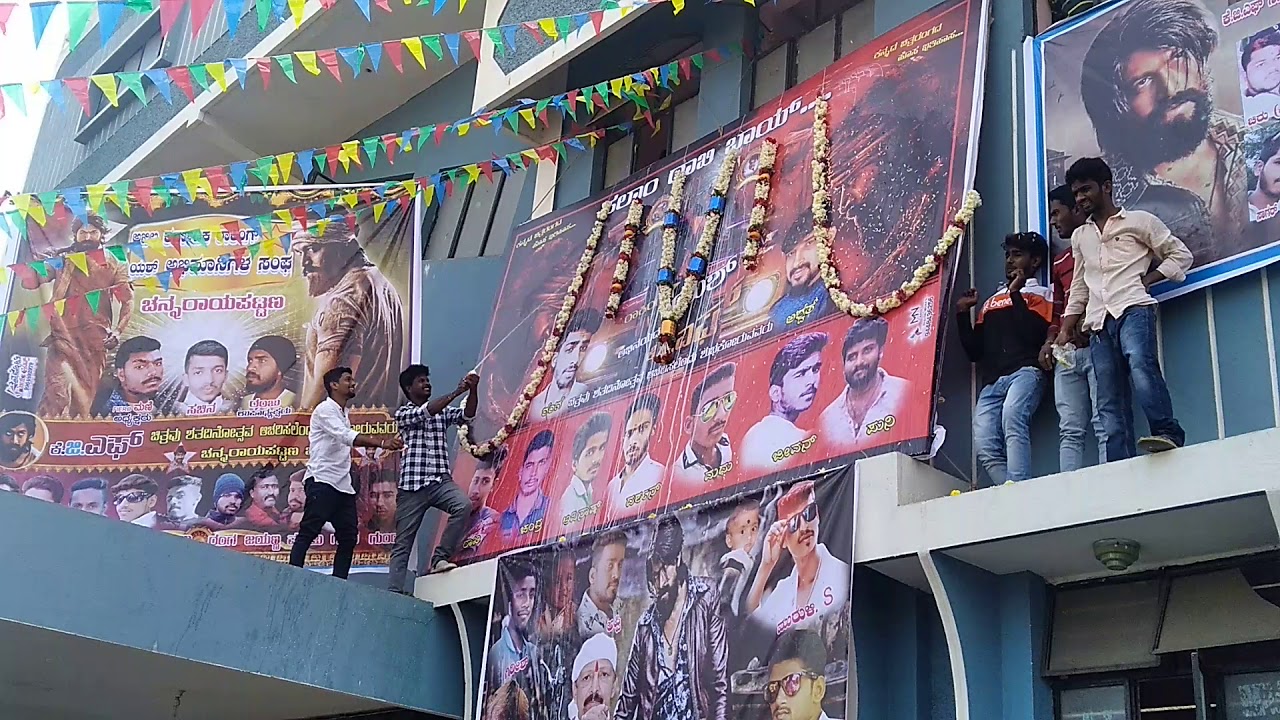 Yash fans craze 😍