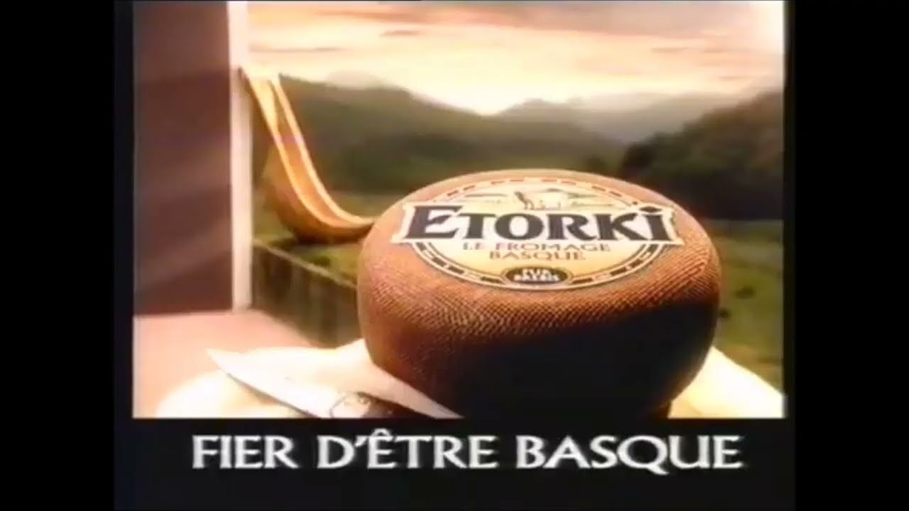 Publicit&eacute; 1999 Etorki (Fronton de pelote basque au milieu des moutons)