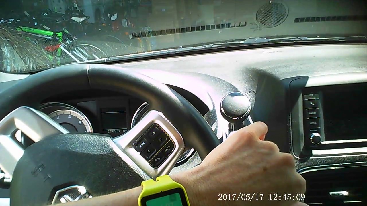 Как сбросить настройки Uconnect® 430/430N на Dodge Grand Caravan 2014