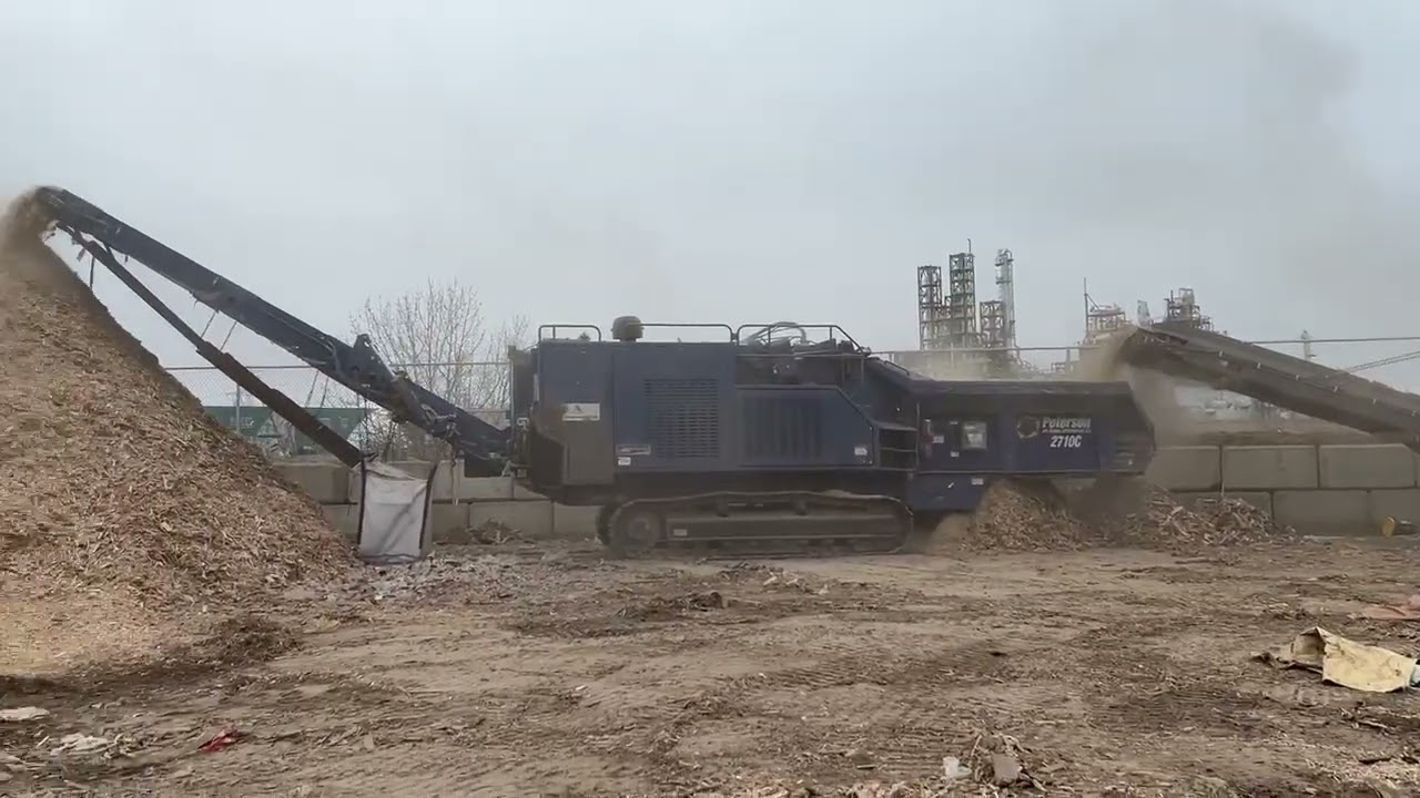 2023 McCloskey ES250 Slow Speed Shredder with Magnet and Extended Warranty-    11442 JA