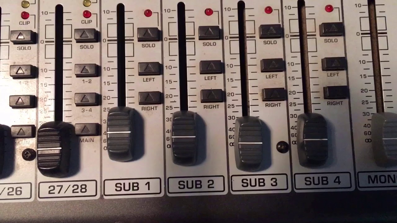 Bargain Basement-Behringer Eurodesk SX3242FX Mixer