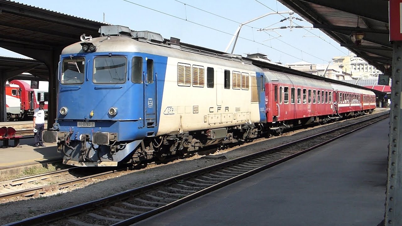 Romanian trains at Bucharest Gara De Nord
