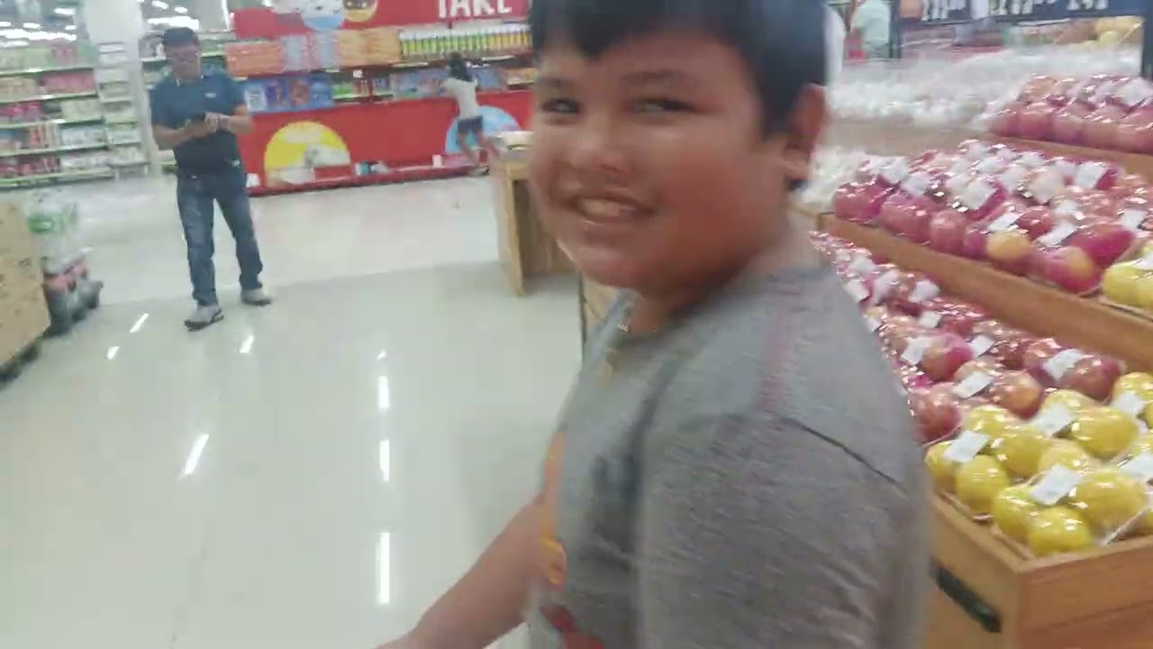 Pasyal tayo dito sa loob#mall #prince #shopping #nice #happy #longvideo #vlog #enjoy #viral 