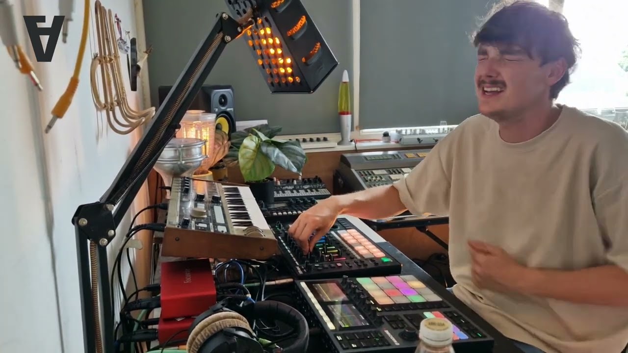 Don´t tell - Live house track / Roland MC 707, Maschine +