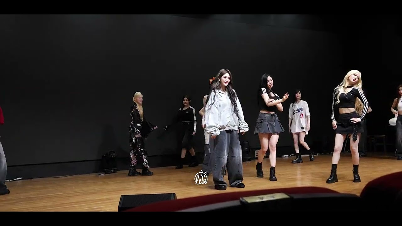 250518 tripleS 트리플에스 ASSEMBLE25 MMT 깨어 (Are You Alive) Performance Unit A Fancam 직캠
