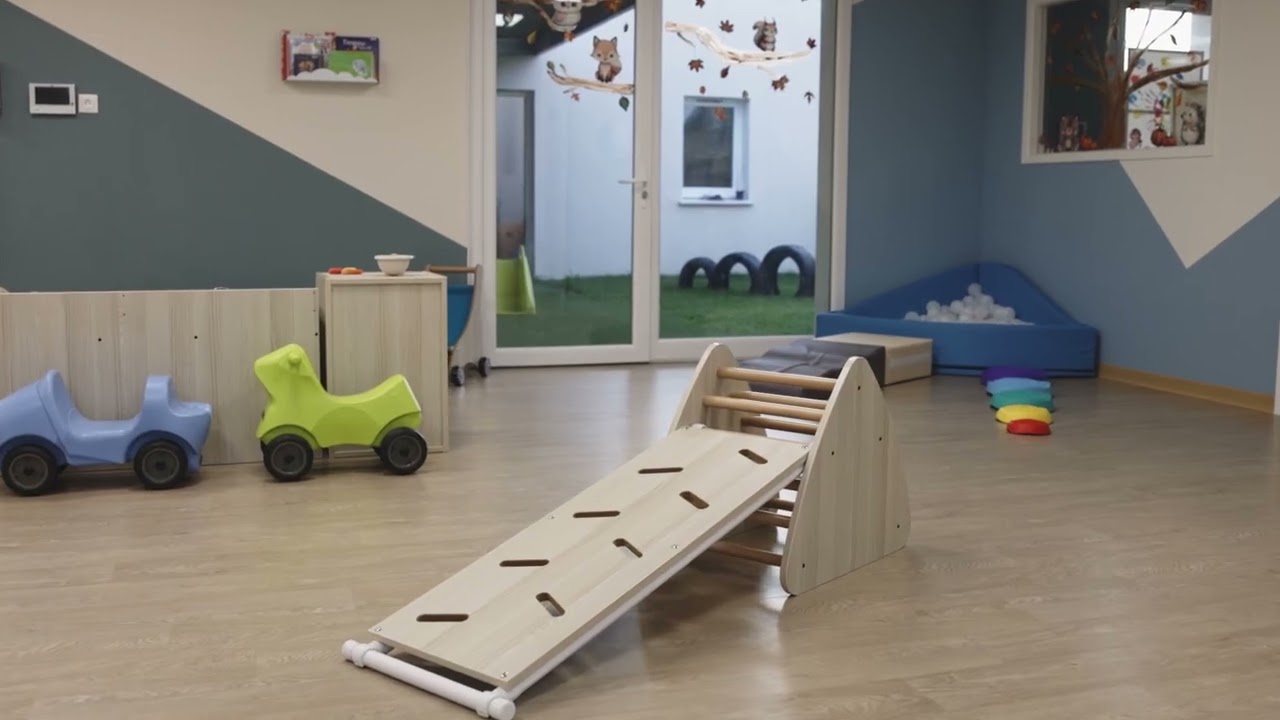 Visite d'une micro-cr&egrave;che Les Jeunes Pousses