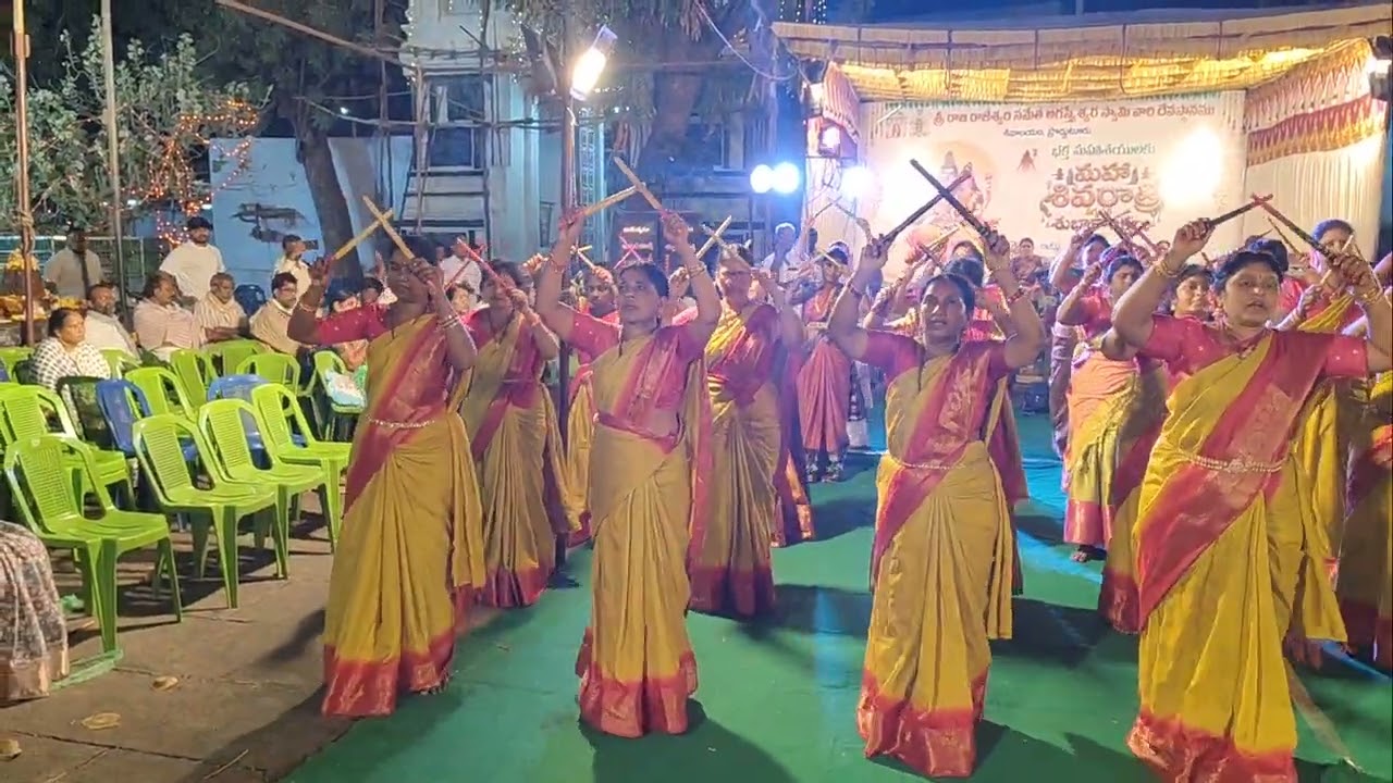 శివరాత్రి సందర్భంగా శ్రీమన్నారాయణకోలాటభక్తబృందం వారు ధర్మల్ వాళ్ళు కోలాట ప్రదర్శన చేయడం చాలా సంతోషం