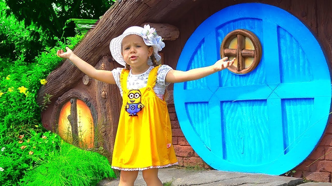 Diana juega en el Parque de diversiones
