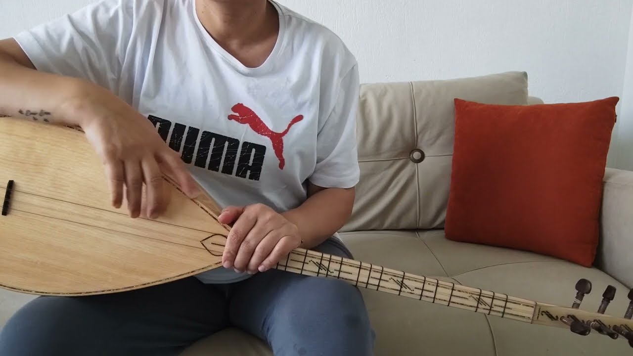 Mah Cemalin Güneş midir Aymıdır  ( bağlama solfej )