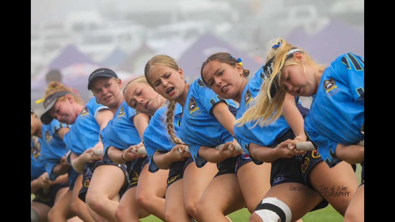 🎥 Meet the incredible 480kg Tug of War Girls Team & Coach of Melkbosstrand High School! 💪🏽
