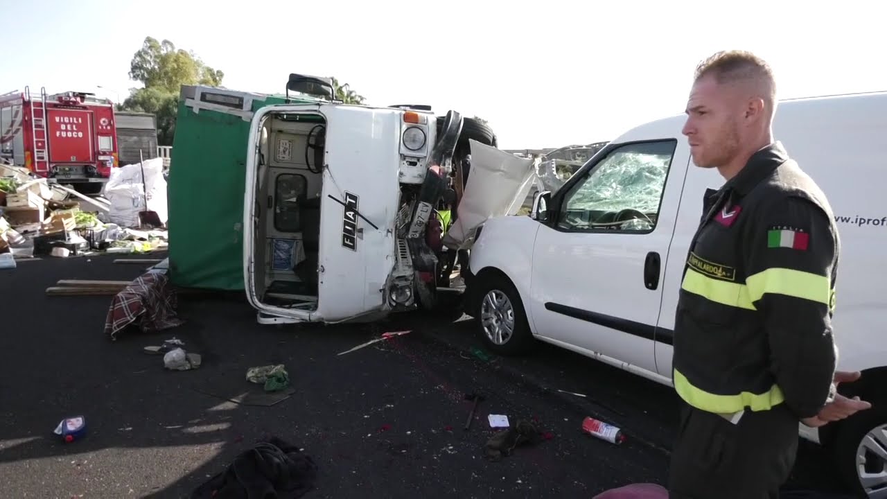 A18, grave incidente mortale nei pressi di Fiumefreddo. Tragico bilancio: 1 morto e 2 feriti