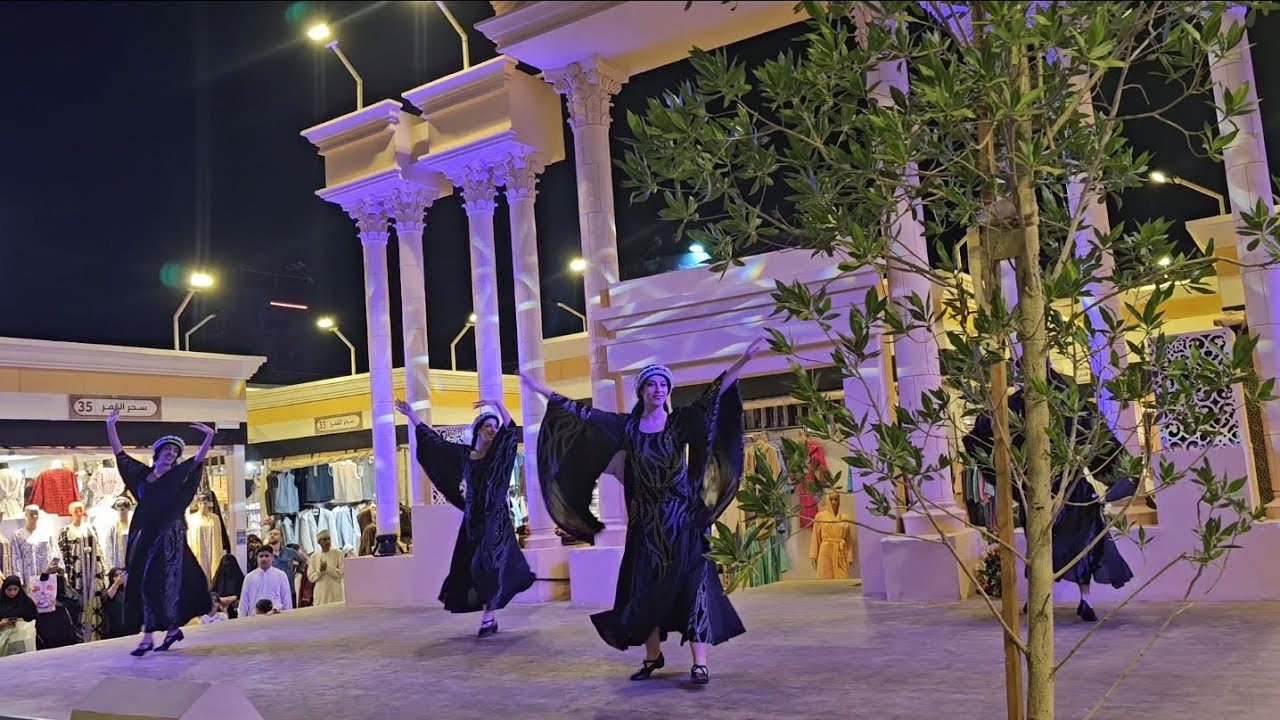 Mesmerizing Arabic Traditional Dance Performance | Night Show 2025