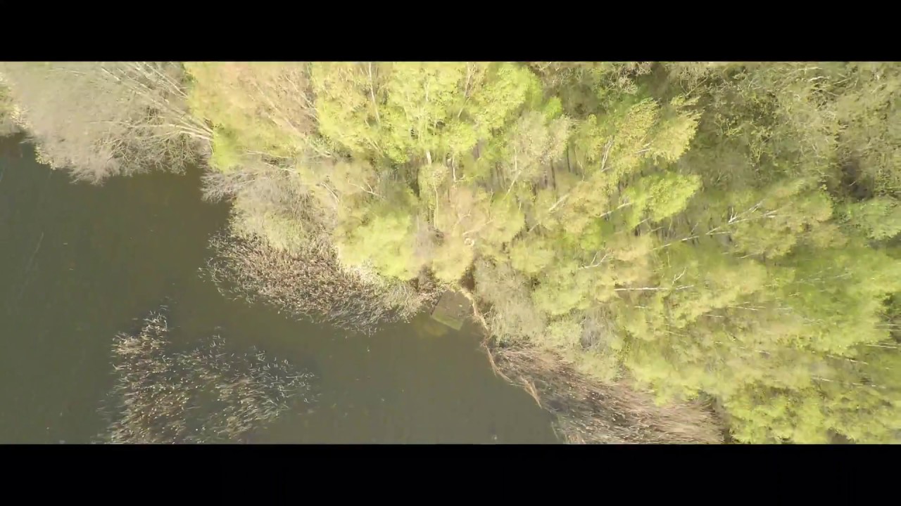 mesters flyby.. 3dr solo footage.. go pro hero 4.. carp fishing..