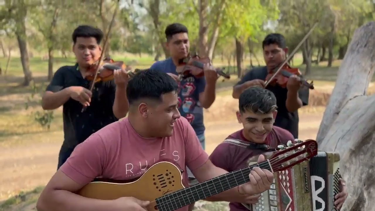 Me Va Mejor Con El Alcohol - Ivan Ruiz