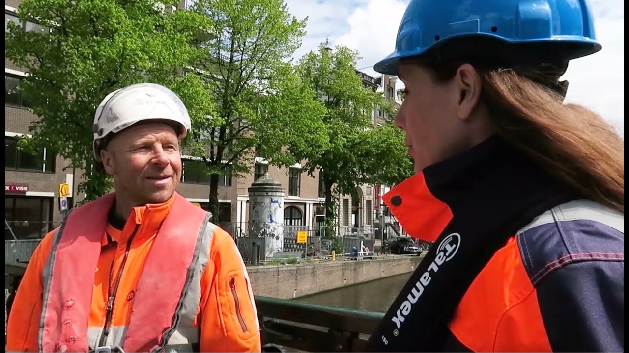 GWW infra open dag. Waterbouw, kademuren en bruggen Amsterdam