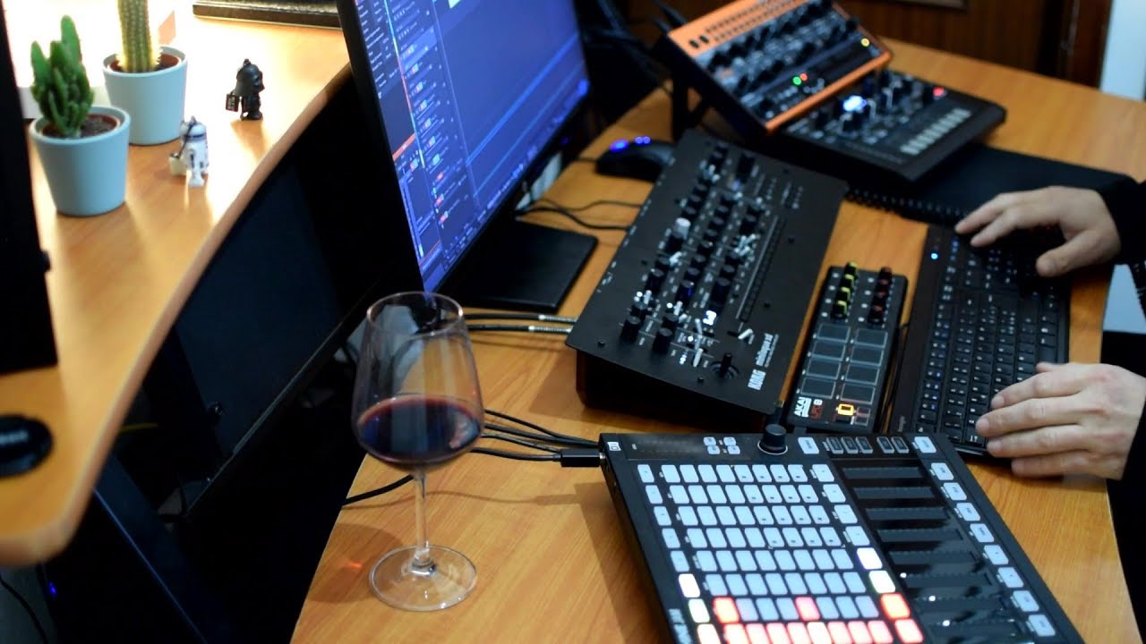 Korg Minilogue XD, Behringer Crave, Pioneer Toraiz AS-1, Maschine Jam