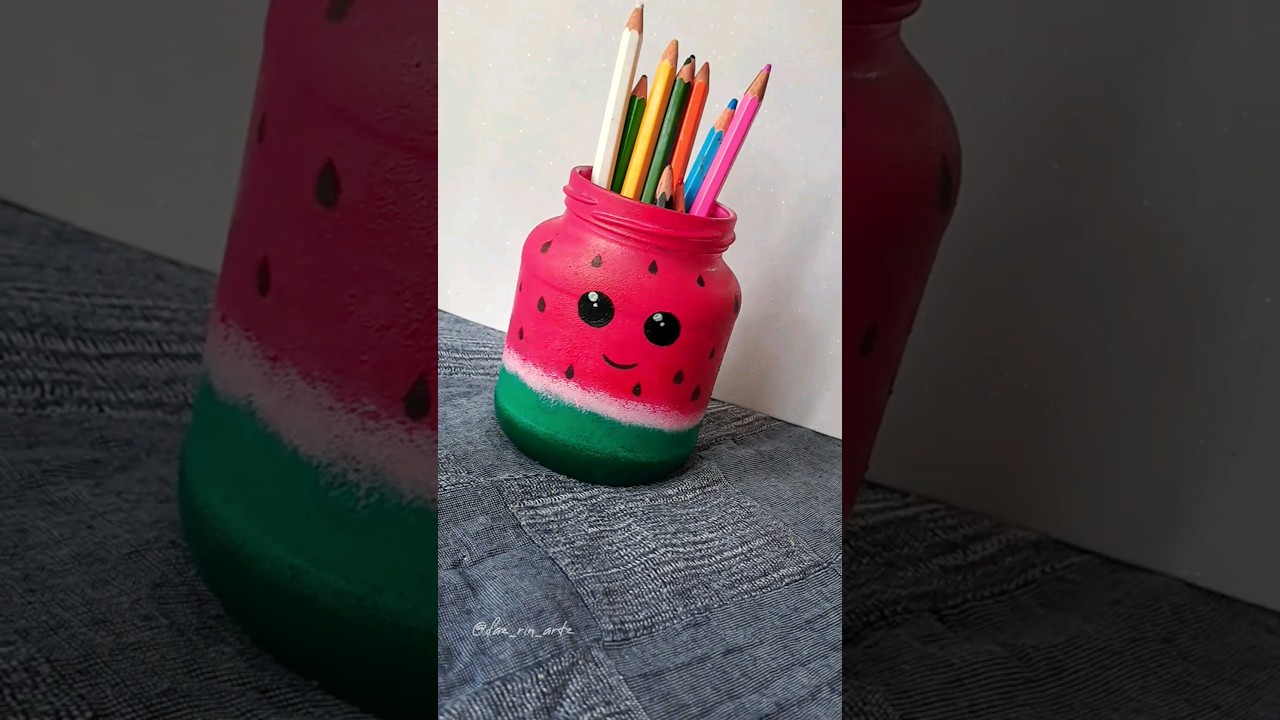 😍🍉👌  #watermelon #penholder #watermelonbottleart #glassjarpainting #acrylicpainting #diy #easycraft