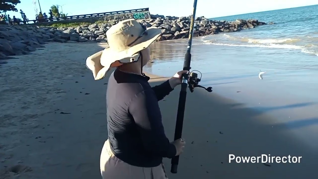 CAMURUPIM COM 15 KG CAPTURADO POR UMA PESCADORA (MAYARA)