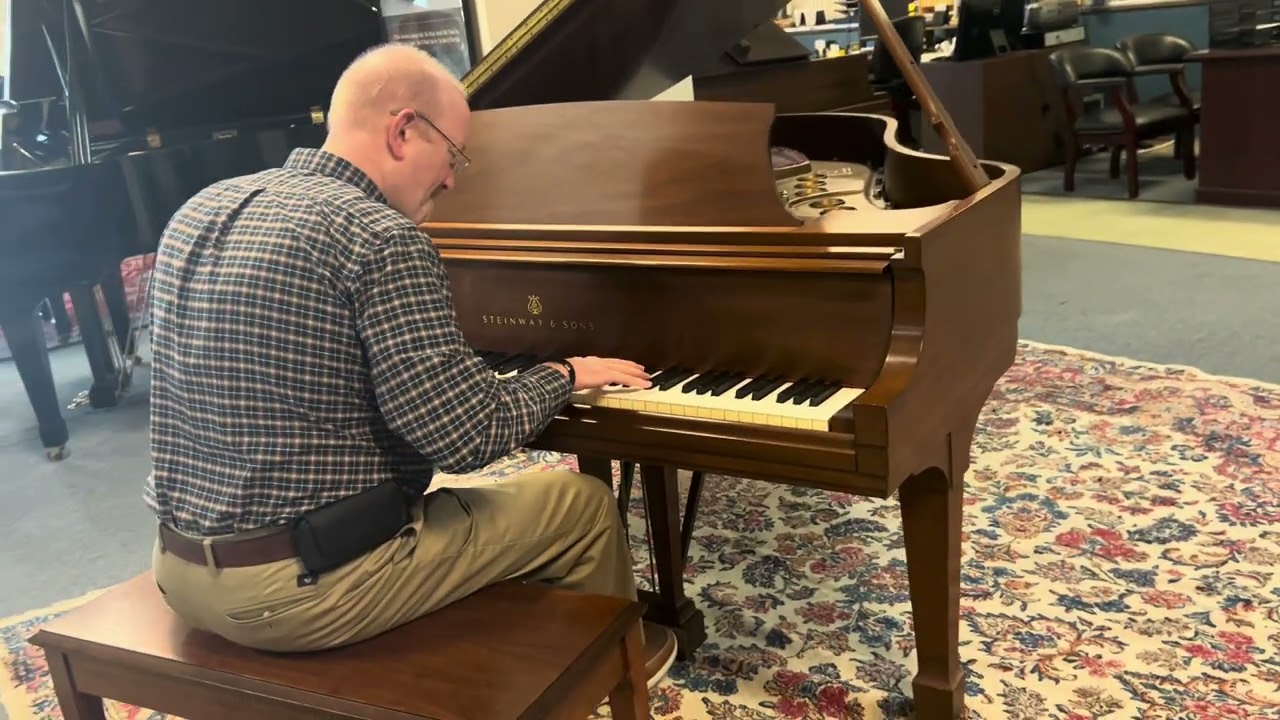 Steinway & Sons 5'7