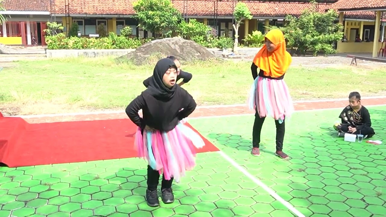 ESTAFET OBOR PESONAS SLB NEGERI PURWOREJO