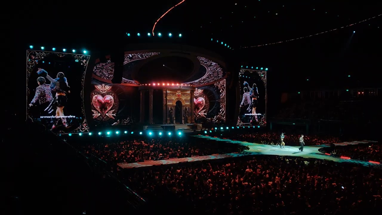 BOWKYLION + THETOYS - เลี้ยงไข้ + หน้าหนาวที่แล้ว #KARAWACONCERT