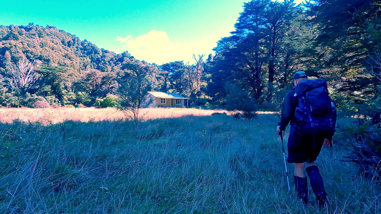 Leitch's Hut, Whareorino Conservation Area. Solo Camping and Hike.