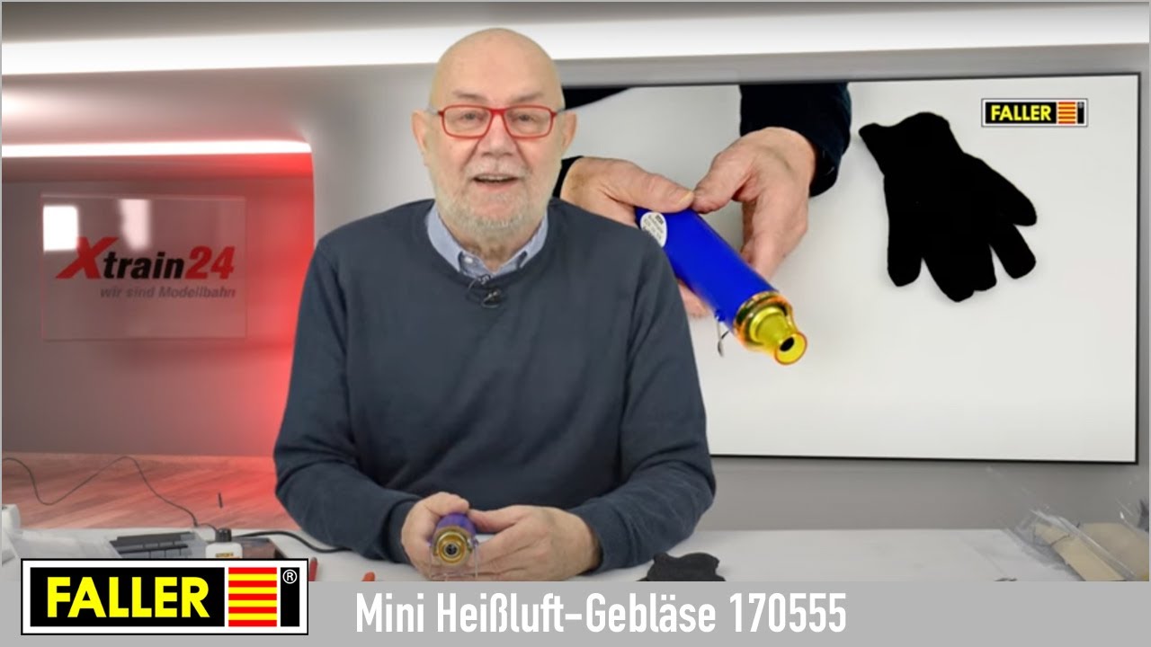 Frank Buttig stellt das Mini-Heißluftgebläse von FALLER vor