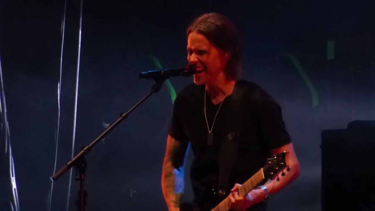 Alter Bridge - Cry of Achilles  - Amsterdam   1-Dec-2022