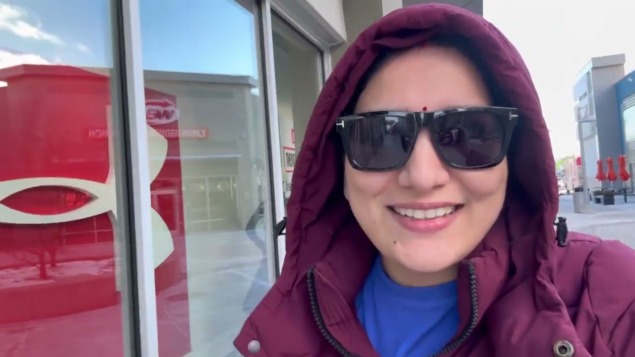 Shopping 🛍️ vlog 🇨🇦 | Rahul ki girlfriend😍 | Life in Canada🇨🇦 #nikkisworld