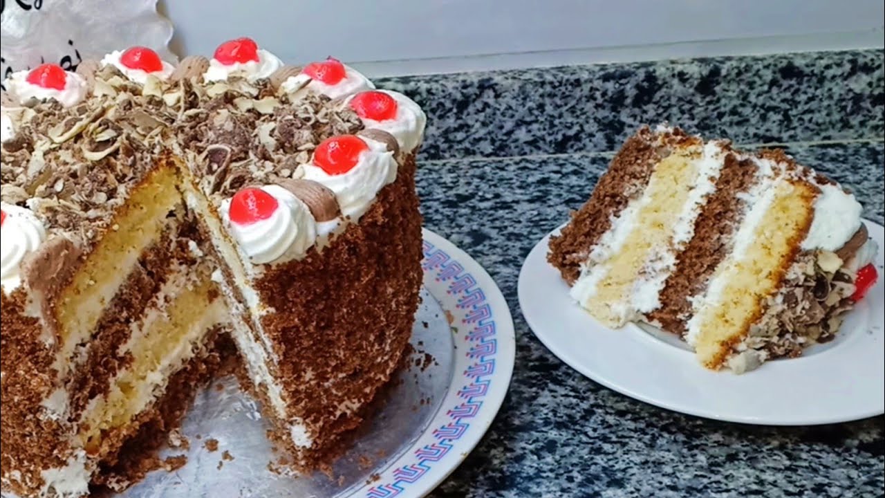 #تورته بالدقيق العادي وبدون محسن چل ب٢ بيضه وفي الخلاط #نص رغيف