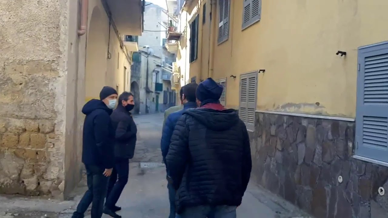 Arzano (NA) - Ruotolo: Liberare il territorio dall'oppressione dei clan (27.11.20)