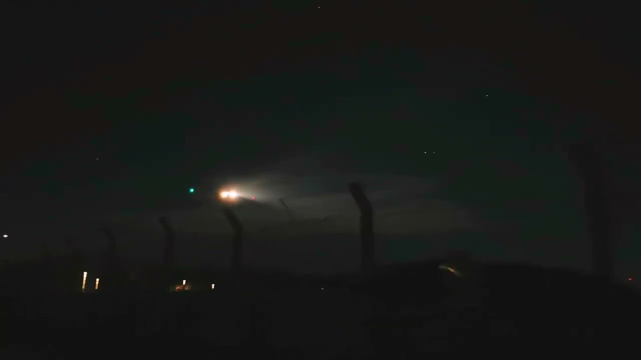 EMA Freight Night - Cargo Plane Landing: Boeing 767