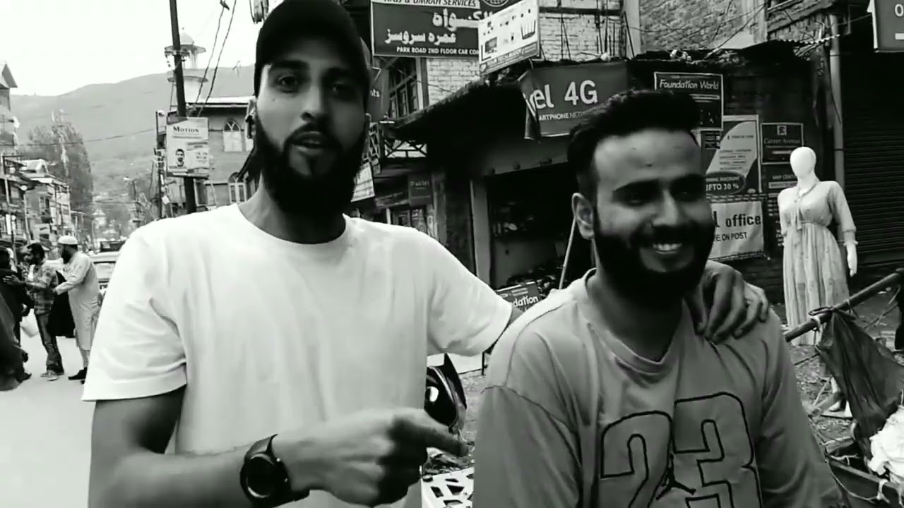 youtuber idrees mir ka sath volg at Baramulla ❤😘@IdreesMir 👍