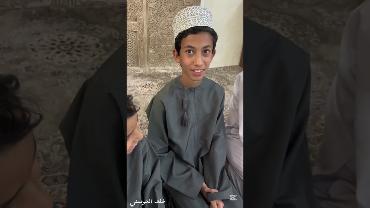 سلطنة عمان محافظة الداخلية ولاية نزوى منطقة سعال ( الافطار السنوى الذى يقيمة مسجد الجناة بسعال ) 