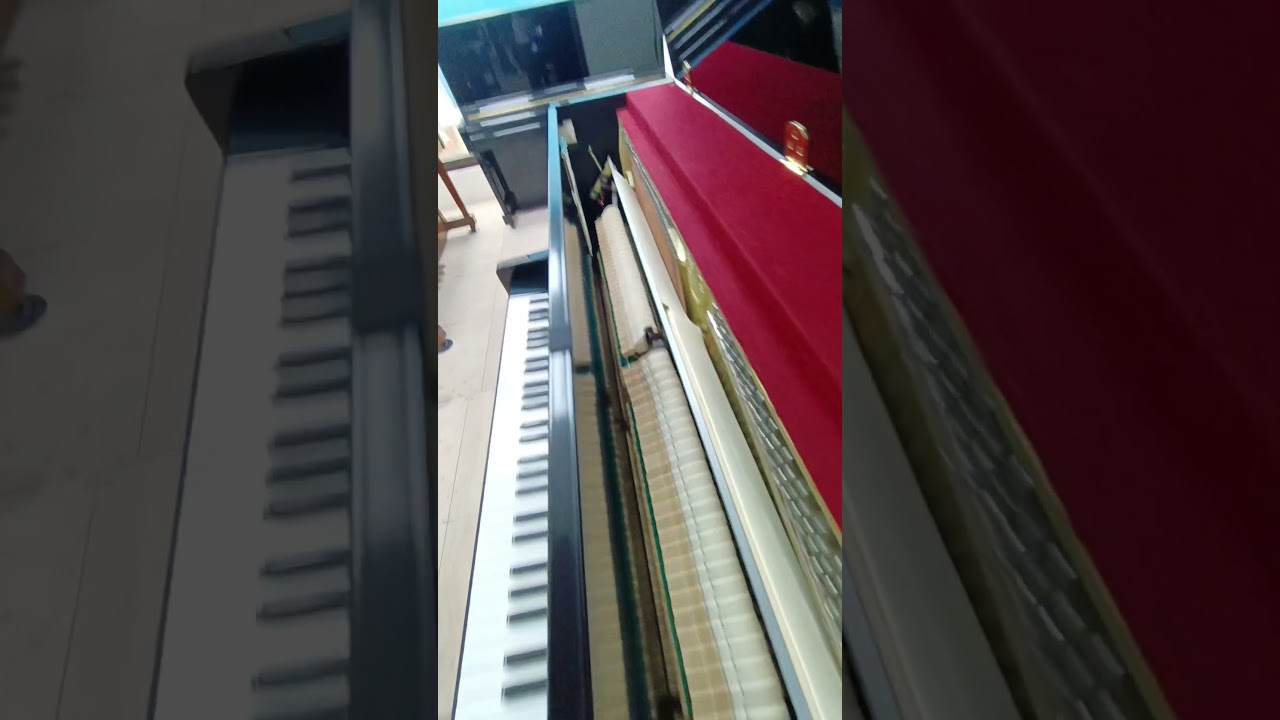 便宜出售 台灣山葉 YAMAHA UT-112 二手鋼琴 YT26萬號 53000