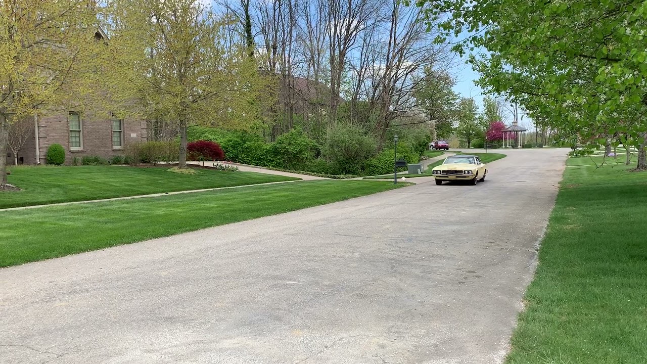 1970 Ford Thunderbird Cruising