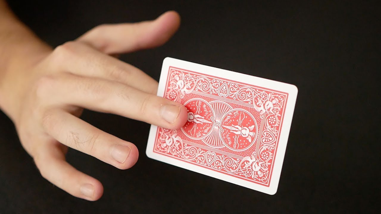 3 TECHNIQUES POUR LANCER DES CARTES COMME UN PRO