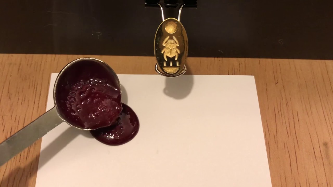 Selling Signet Wax Ring of Tutankhamun&rsquo;s Throne Name