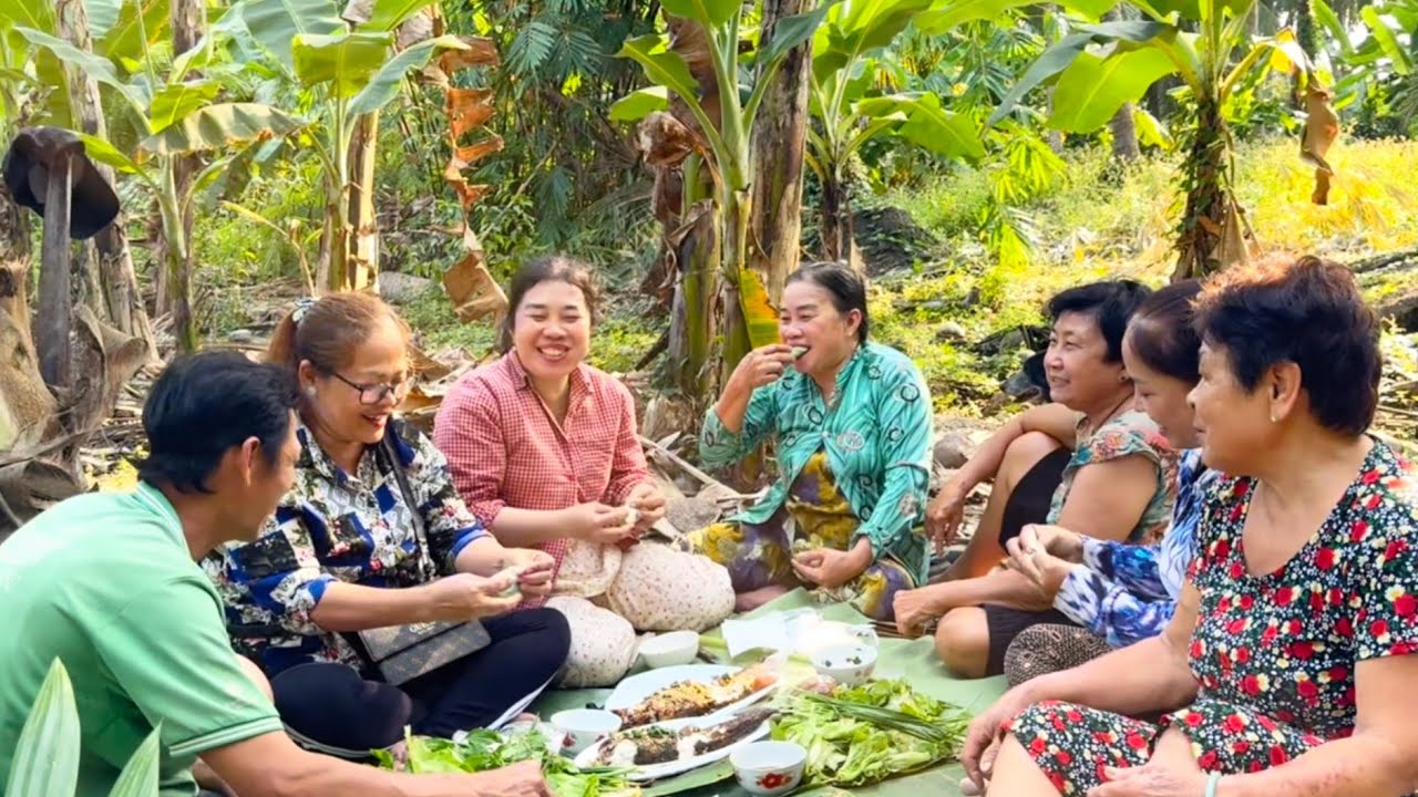 Mấy Chị Em Kéo Nhau Ra Vườn Xin Ít Lát Tranh Thủ Cho Diệp Tết l CSTN 