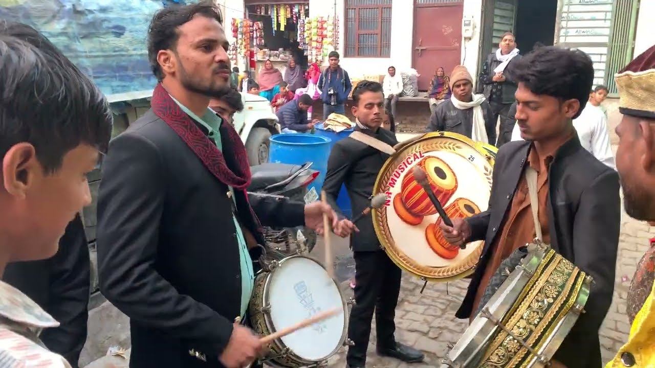 #trending #foryou Raja band tedi bagiya wala agra 