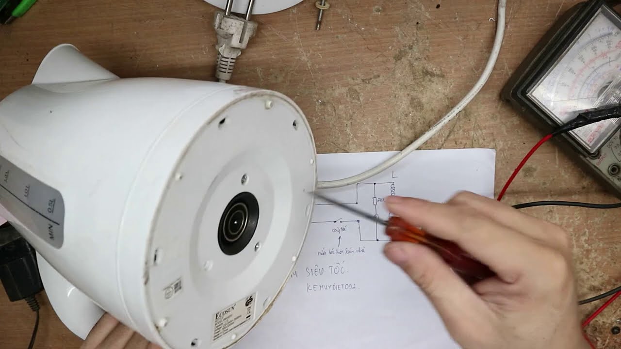 Sửa bình siêu tốc không vào điện