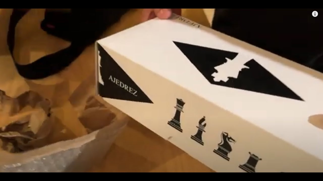 Compra mi Ajedrez AHORA - Unboxing con Miky (parte 1 )