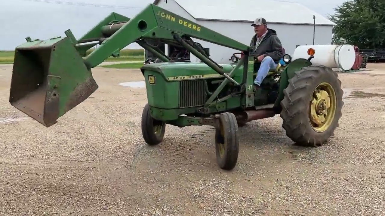 JOHN DEERE 1020 For Sale